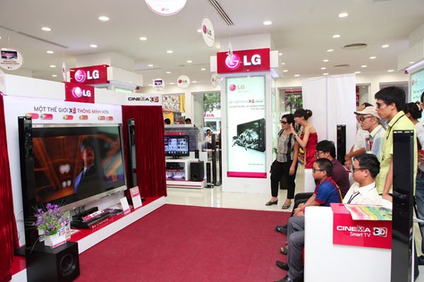 LG-Showroom-big