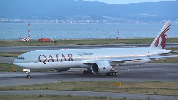Qatar-Airways-B-777-big