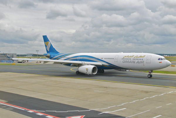 Oman-Air-A-330-300-Big