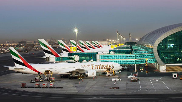 Emirates-flights-at-Dubai-a
