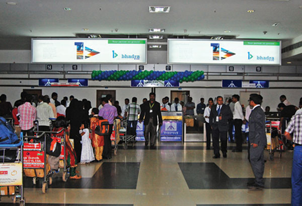Chennai-airport-passengers-