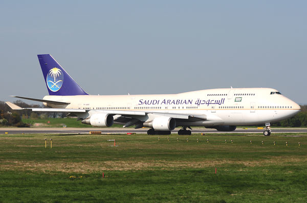 Saudi-Arabian-Airlines-B-74