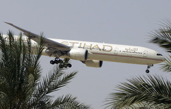 Etihad-Airways-flight-Landi