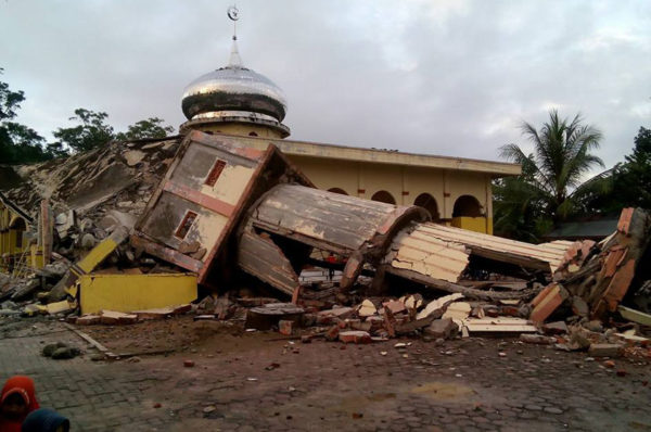 indonesia-earthquake-big